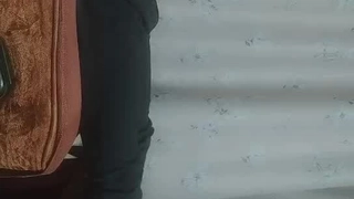 她无法抗拒大规模中出