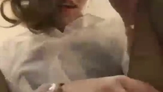 年轻的妻子们剧情介绍二老公单独操老婆