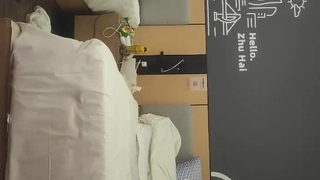 [本土精选!] 清纯的舞蹈妹和男友啪啪影片流出! 想不到在床上是更加活泼