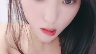 KIWVR-384 【VR】【お触り禁止！本番禁止！】元気いっぱい【極エロ剛毛スレンダーS級美少女】を媚薬で発情させると絶頂連発！イキまくりの敏感女子○生のお口と早漏マ○コに勝手に【口内射精・中出し3発】孕ませキメパコ禁断J○リフレ！ 倉本すみれ
