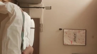九儿_床上呻吟二月二十号